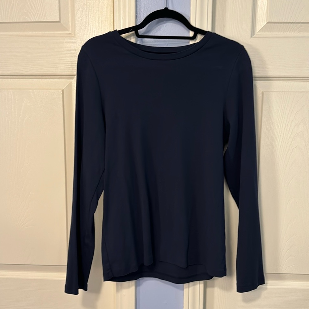 J. Crew women’s perfect fit tee. Navy